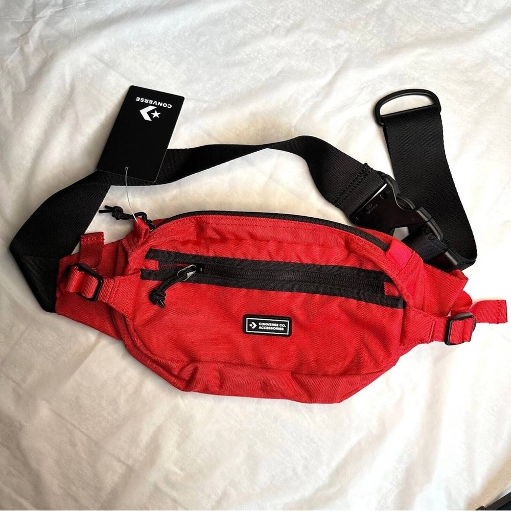 Converse Unisex Sling Pack Black Red Zip Pockets